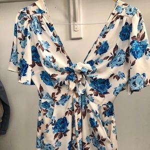 Off white - floral summer romper